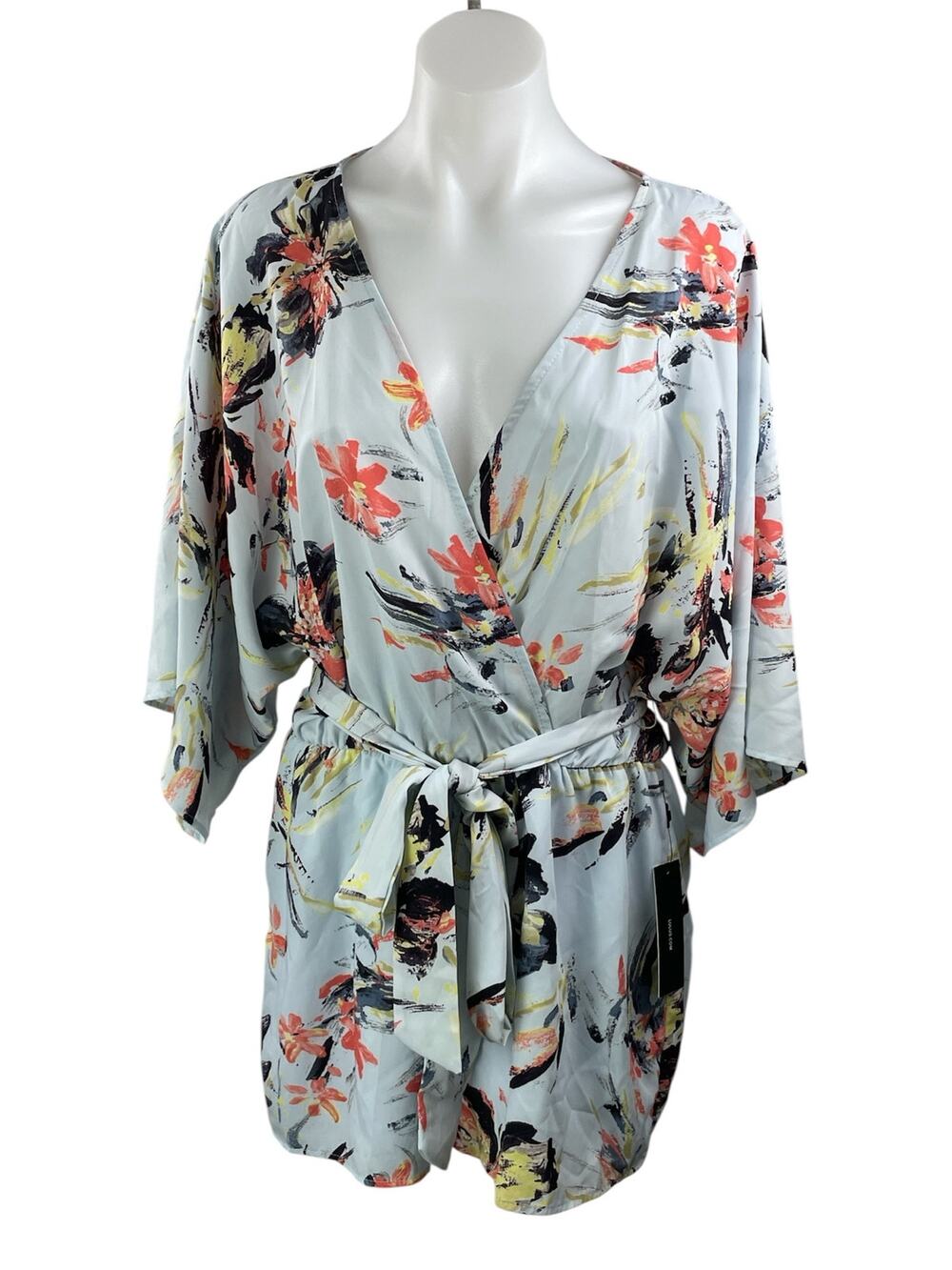 NEW Lulus Paraiso Light Blue 3/4 Sleeves Floral Wrap Kimono Jumpsuit Romper Sz L